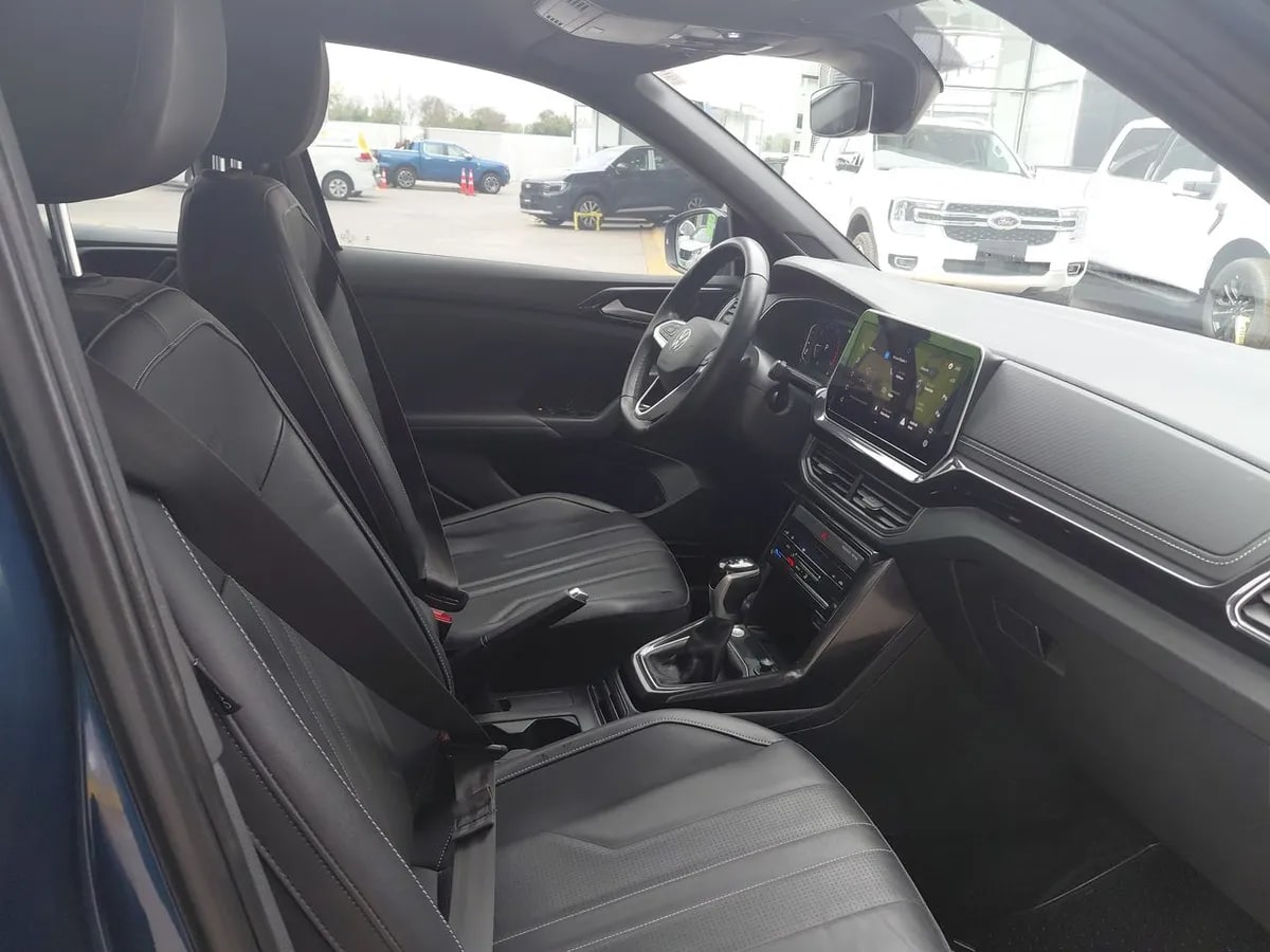 Volkswagen T-Cross 1.0 Tsi Highline 4x2 At 5p año 2025