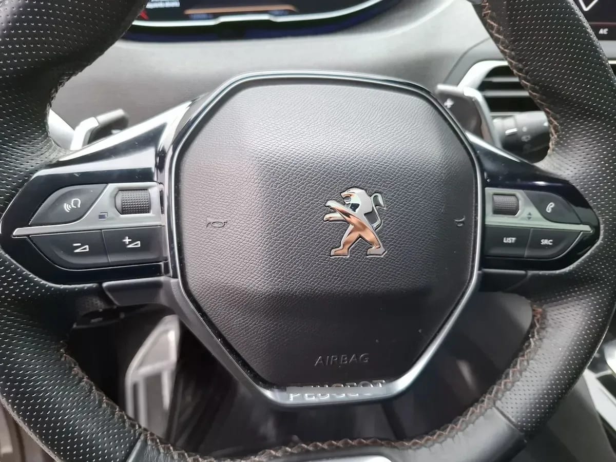 Peugeot 5008 2.0 Gt Bluehdi 4x2 180 Eat8 5p año 2020