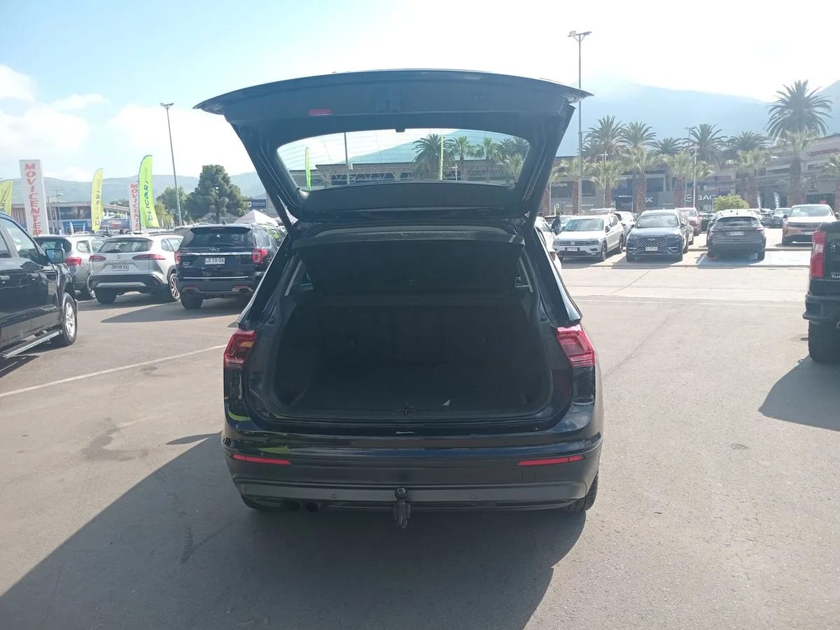 Volkswagen Tiguan 2.0 Tsi Sport 4motion 4x4 180hp At 5p año 2019