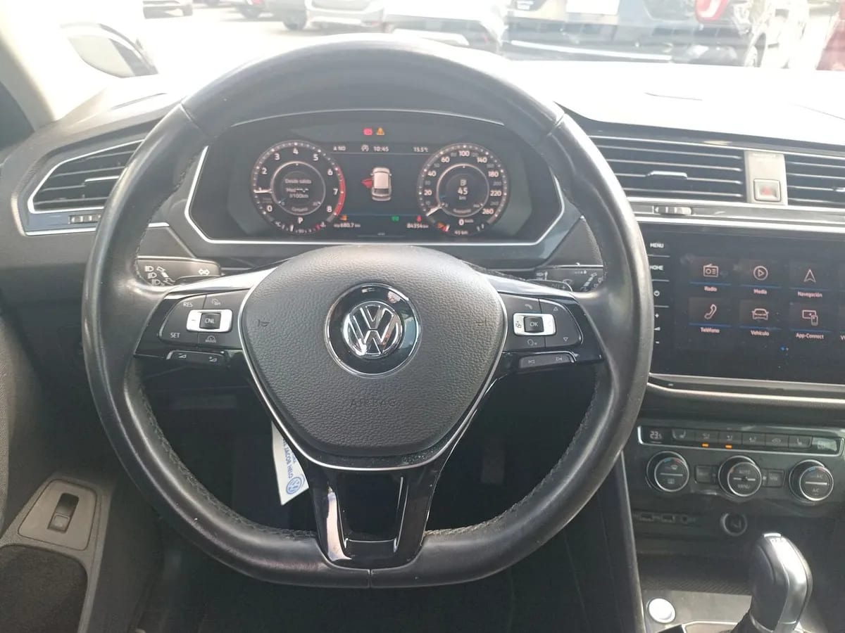 Volkswagen Tiguan 2.0 Tsi Sport 4motion 4x4 180hp At 5p año 2019