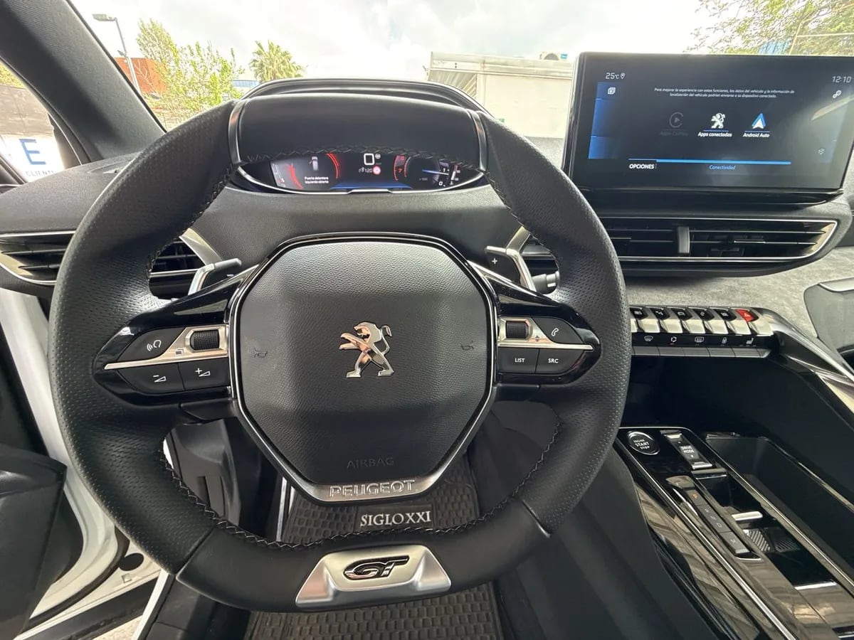 Peugeot 3008 1.6 Gt Black Pack Puretech 180 4x2 Eat8 5p año 2024
