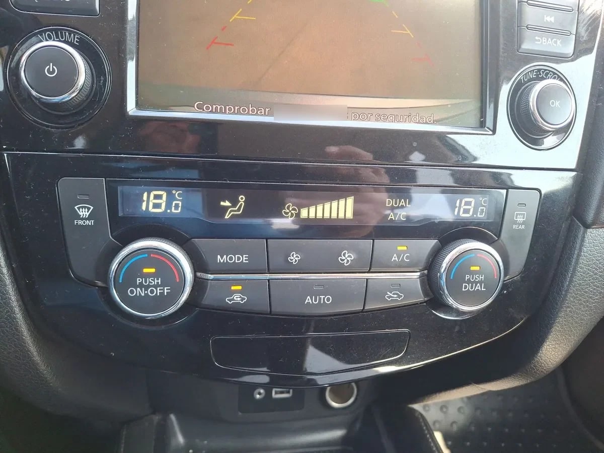 Nissan X-Trail 2.5 Advance 4x2 3row Cvt At 5p año 2021