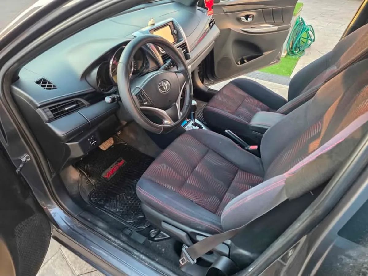 TOYOTA YARIS 1.5 Sport Sport At año 2016