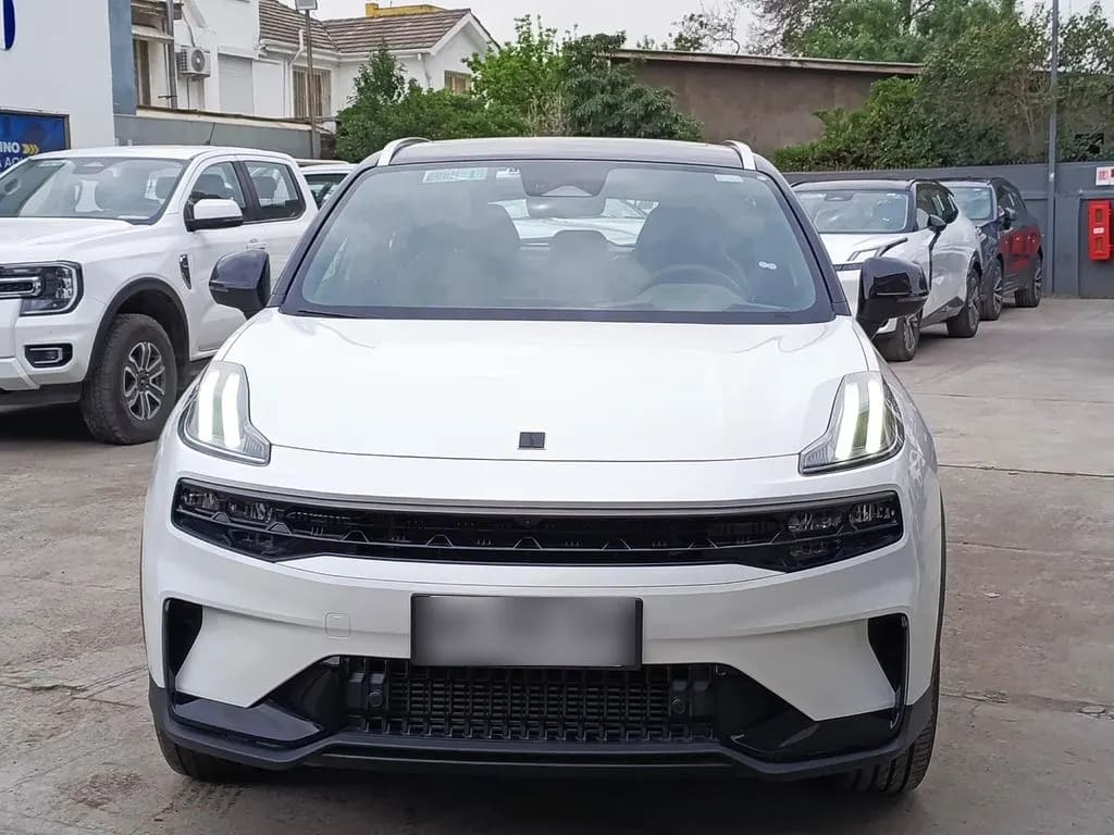 Lynk&Co 06 1.5 Halo año 2027