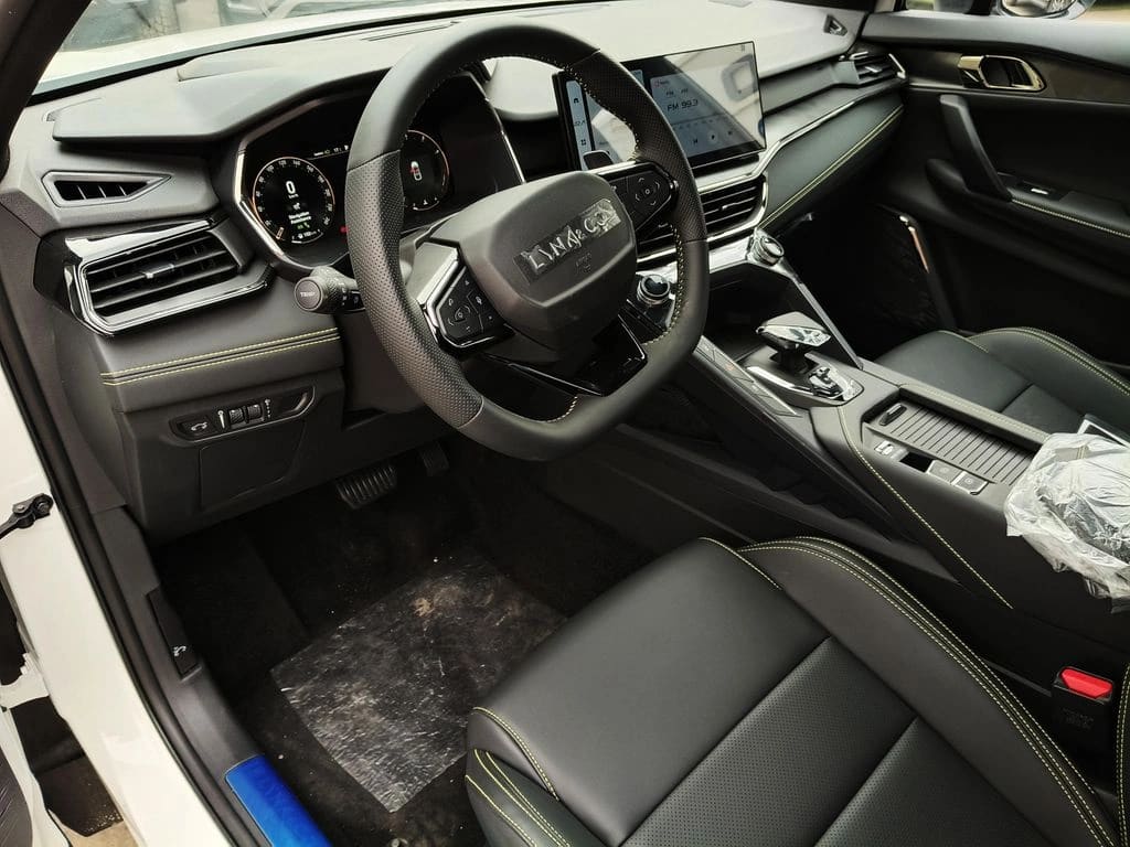 Lynk&Co 06 1.5 Halo año 2027