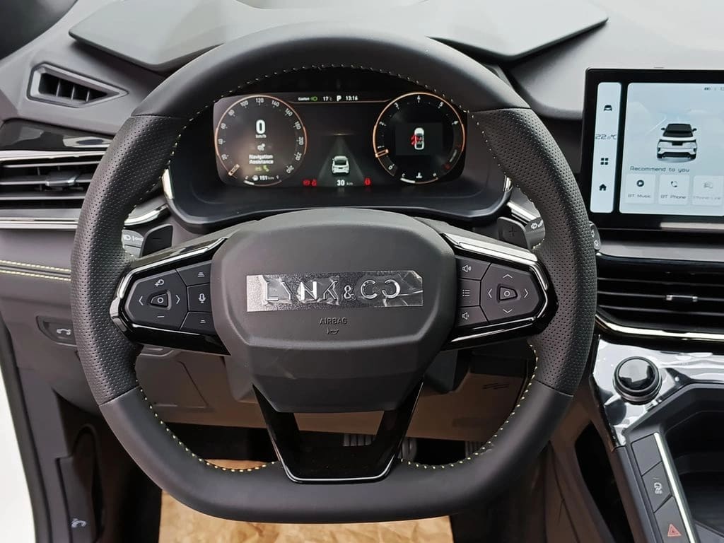 Lynk&Co 06 1.5 Halo año 2027