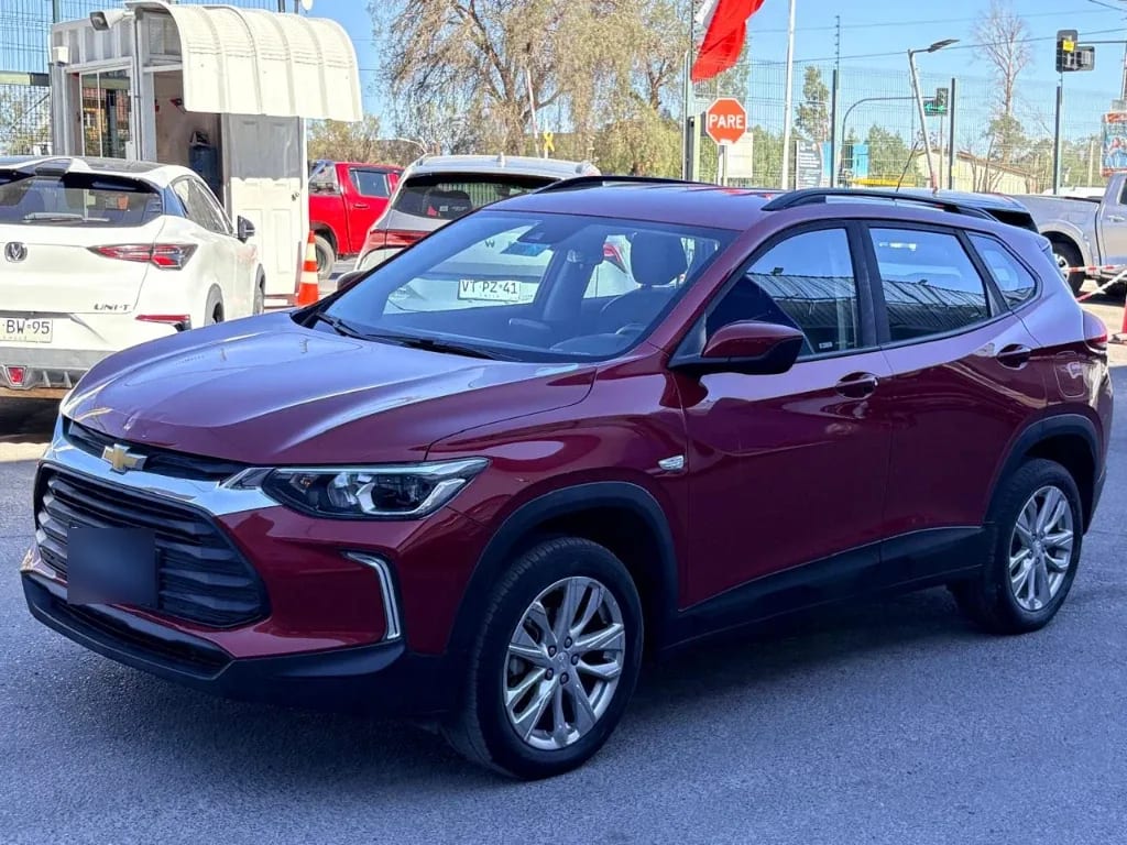 Chevrolet Tracker 1.2t Ltz R 4x2 At 5p año 2025