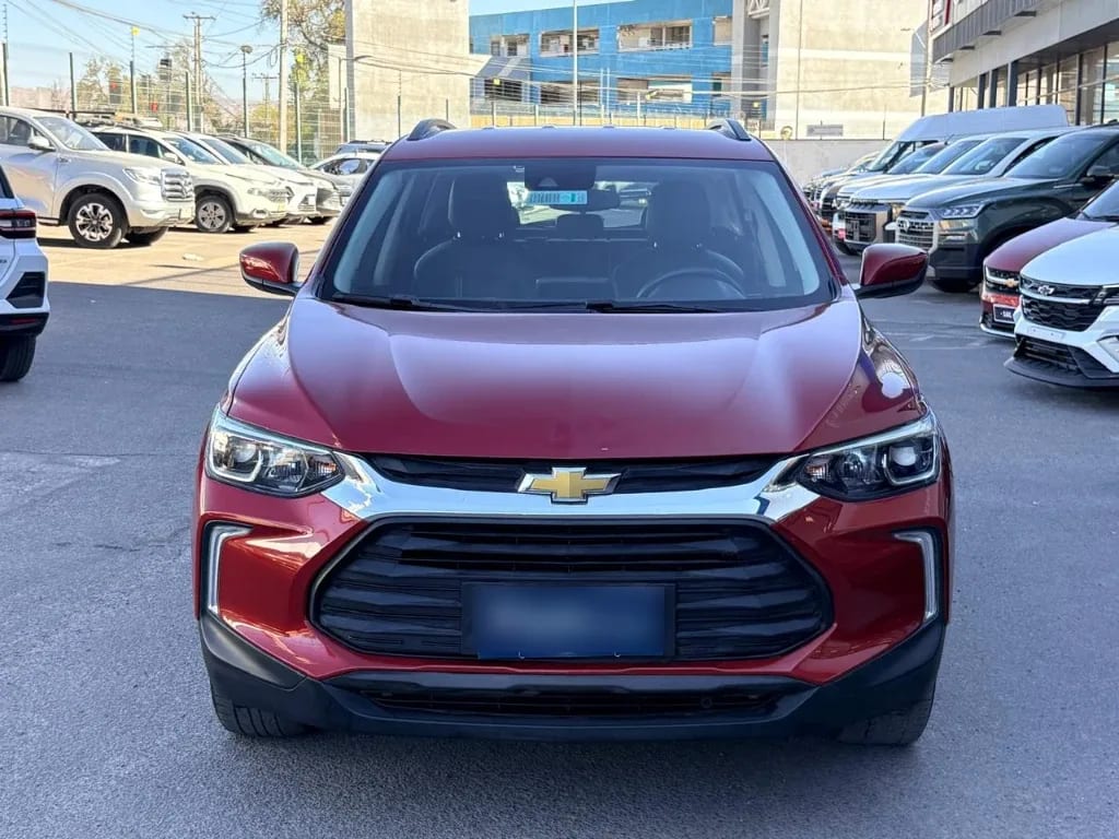 Chevrolet Tracker 1.2t Ltz R 4x2 At 5p año 2025