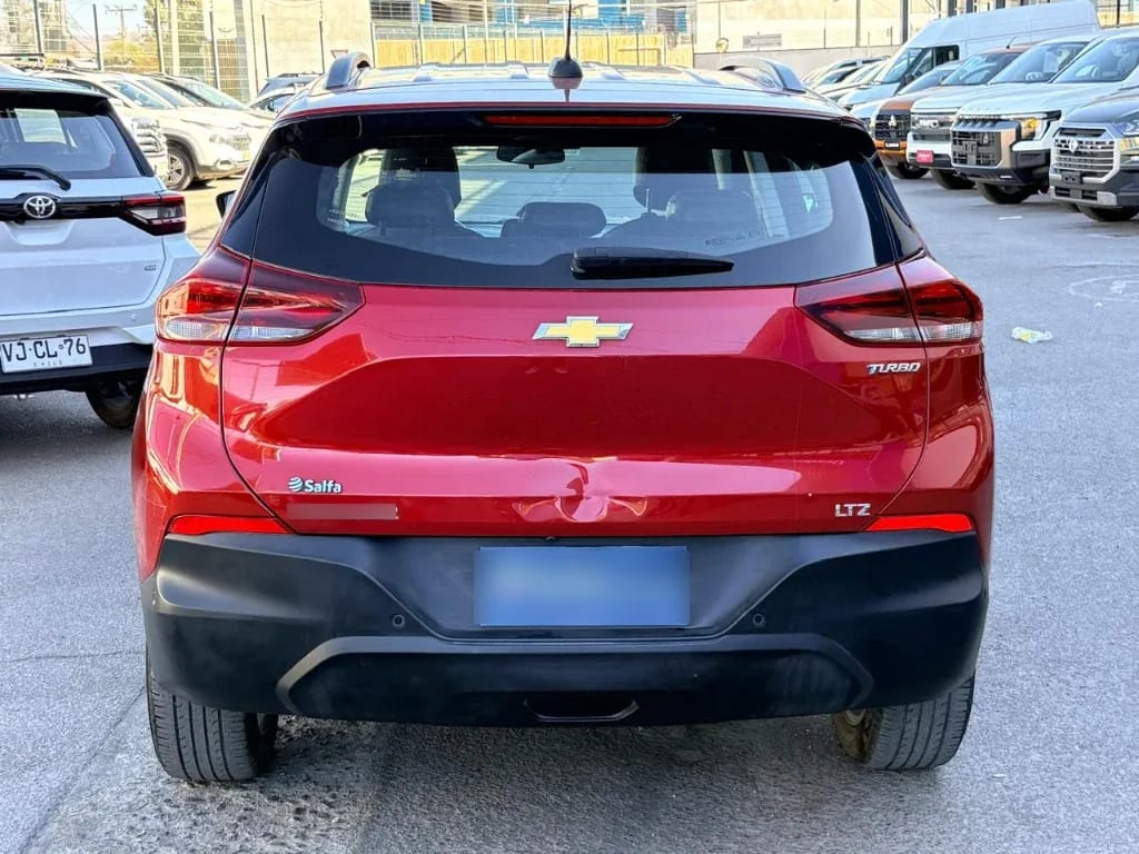 Chevrolet Tracker 1.2t Ltz R 4x2 At 5p año 2025
