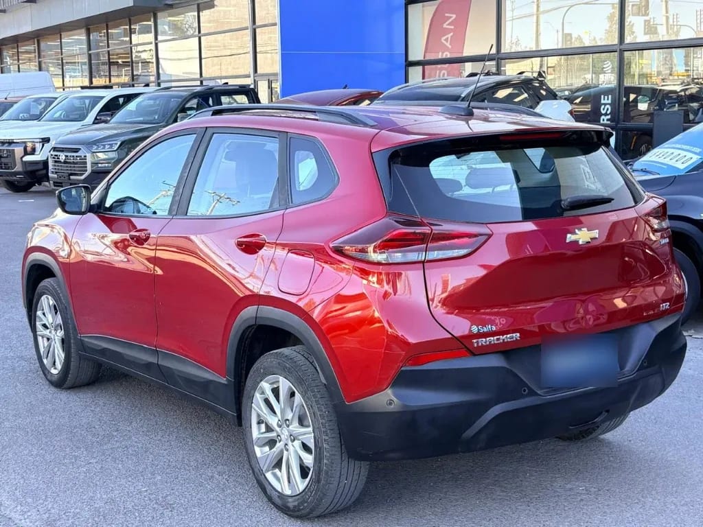 Chevrolet Tracker 1.2t Ltz R 4x2 At 5p año 2025