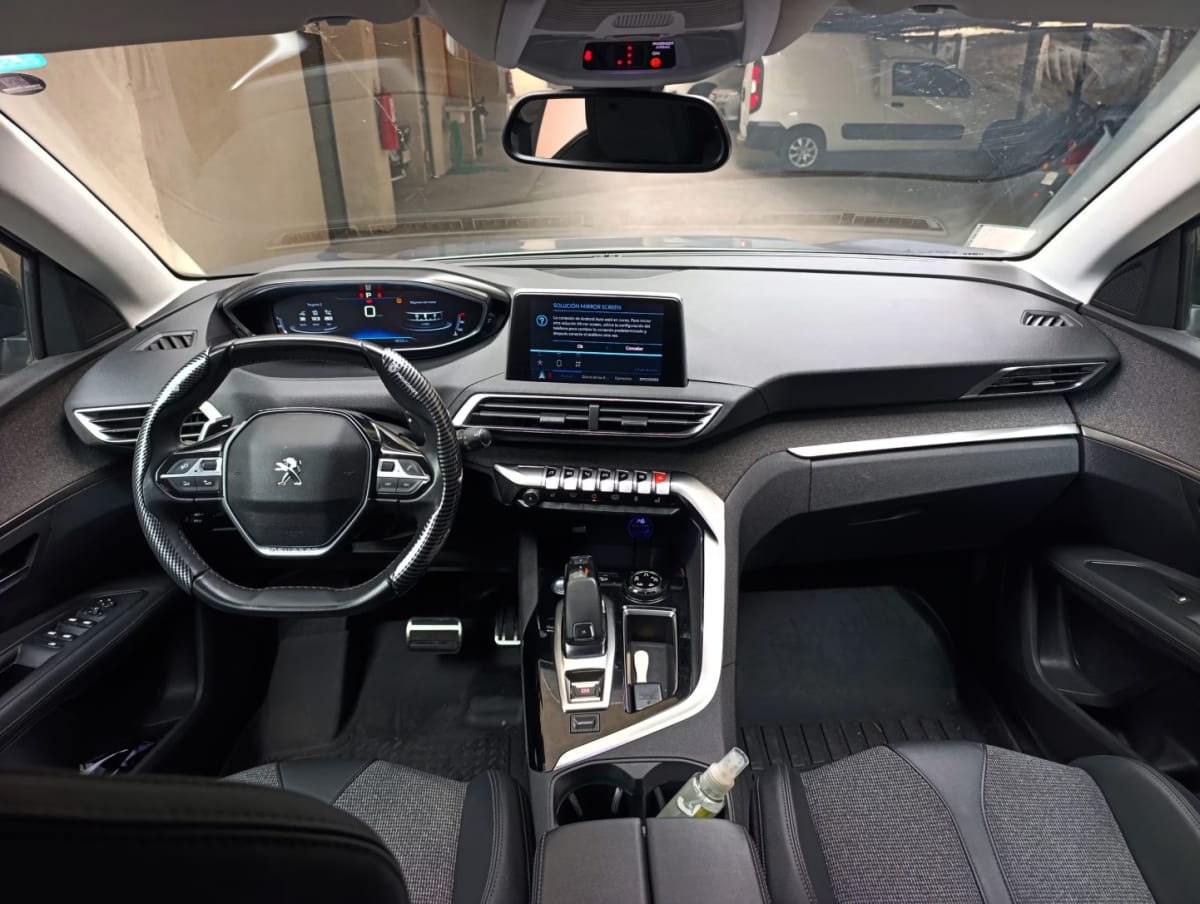 Peugeot 3008 Allure año 2020