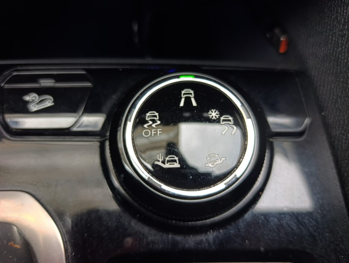 Peugeot 3008 Allure año 2020