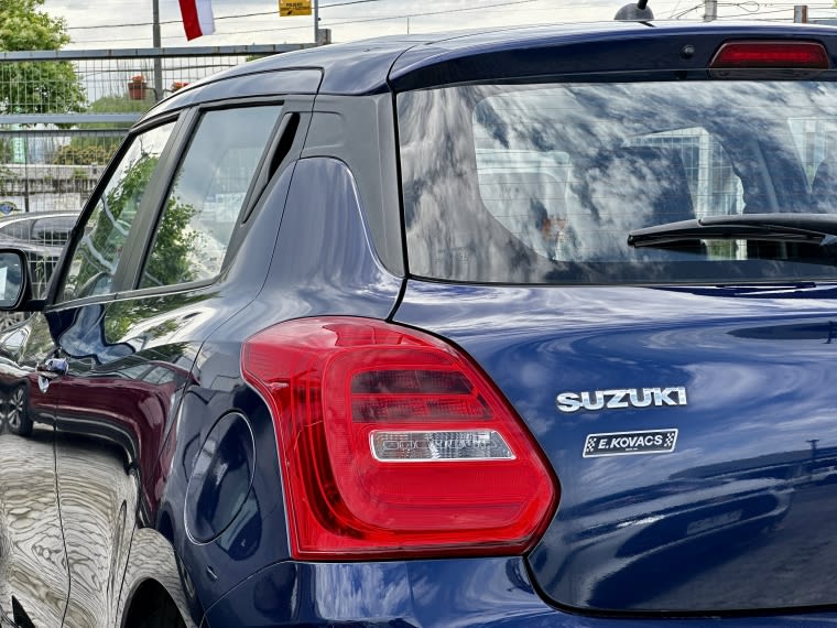 Suzuki Swift 1.2 Gl Mt año 2021