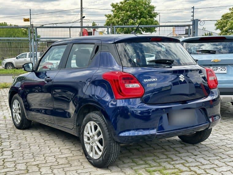 Suzuki Swift 1.2 Gl Mt año 2021