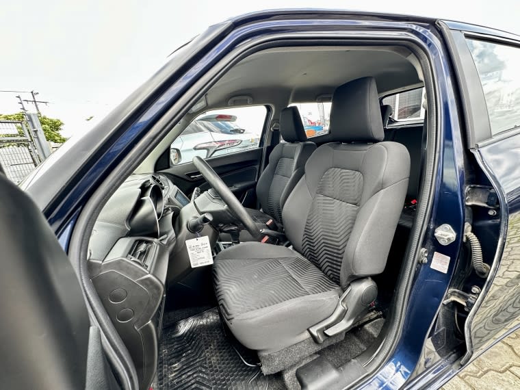 Suzuki Swift 1.2 Gl Mt año 2021