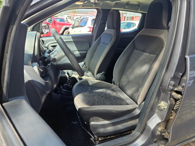Fiat Mobi Mobi Trekking 1.0 año 2021