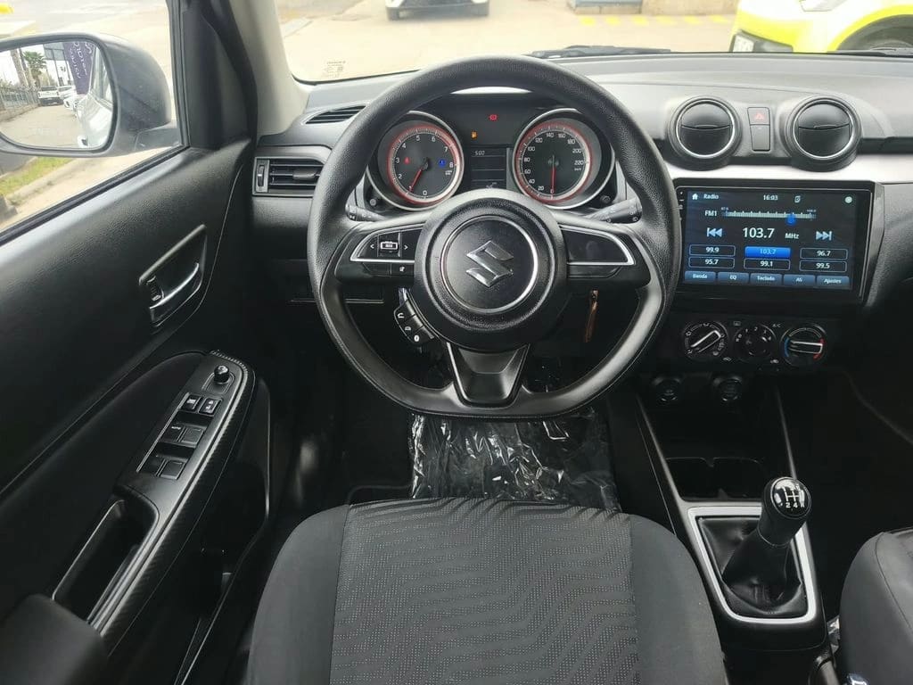 Suzuki Swift Gl 1.2 Mt año 2025
