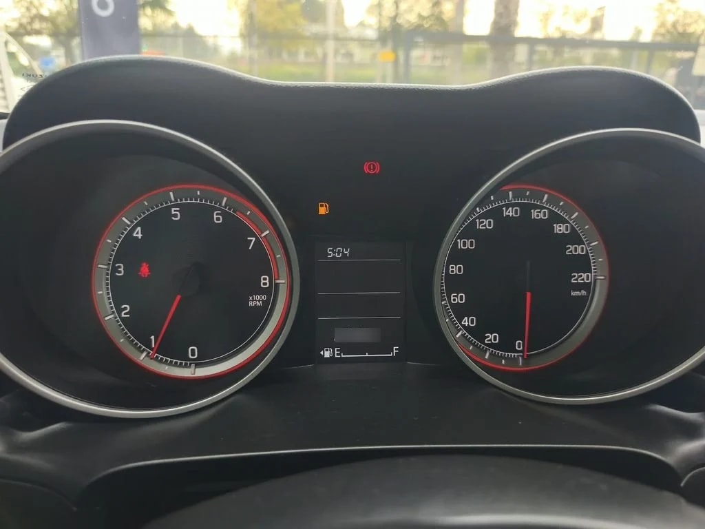 Suzuki Swift Gl 1.2 Mt año 2025