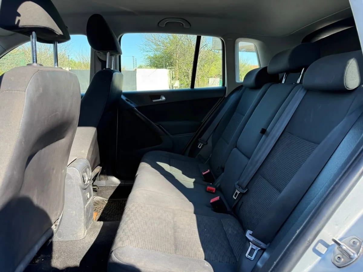VOLKSWAGEN TIGUAN  año 2014