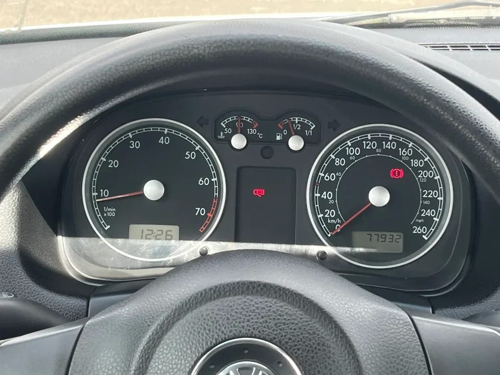 Volkswagen Bora 2.0 Trendline Mt año 2011