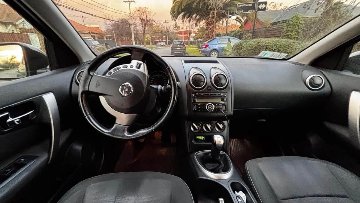 NISSAN QASHQAI 1.6 Mt 4x2 año 2013