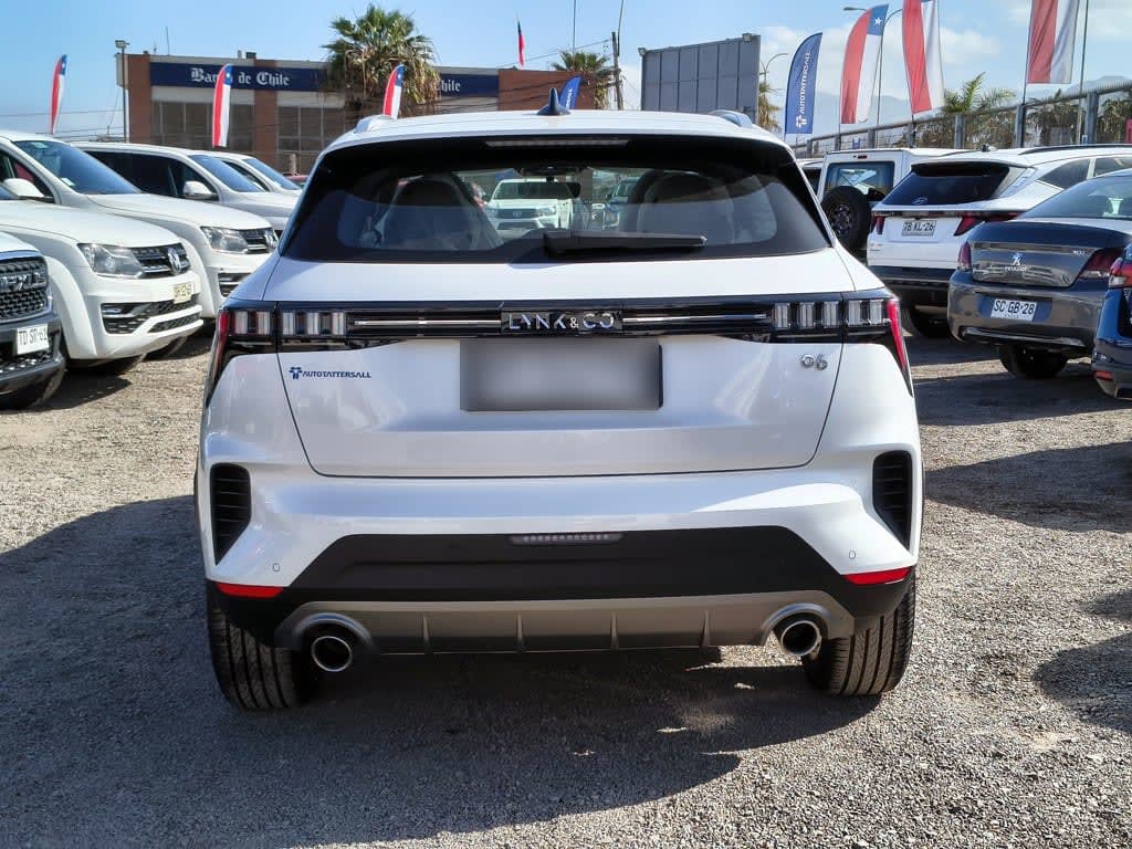 Lynk&Co 06 1.5 Gasolina 4x2 T/a Pro año 2027