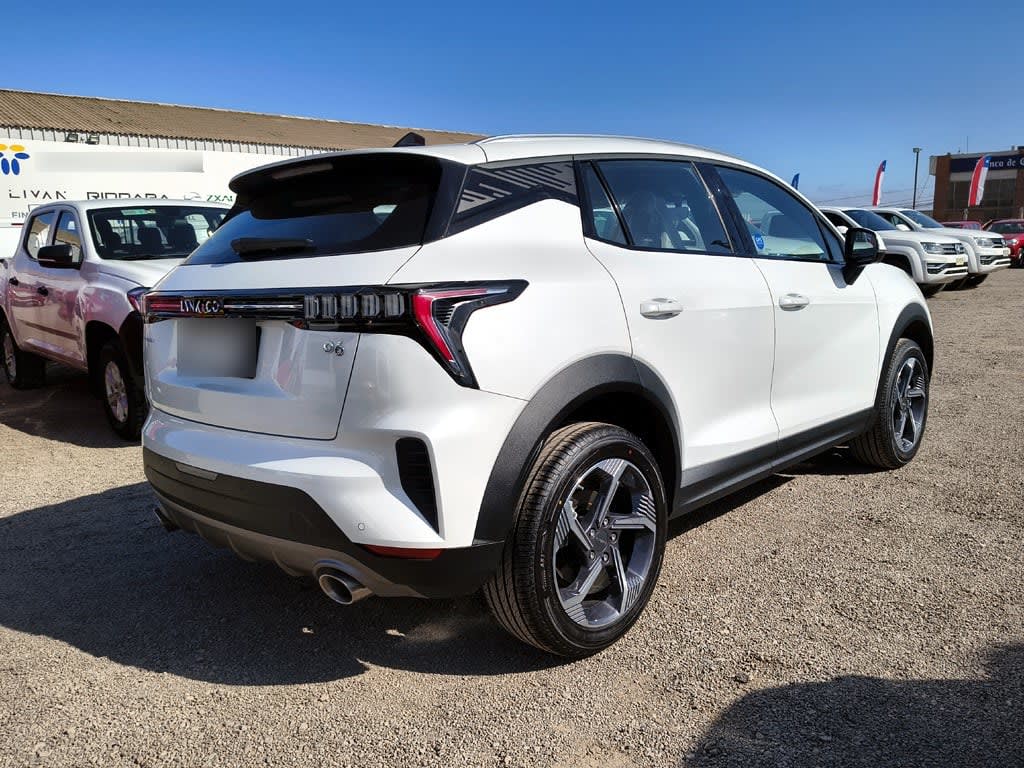 Lynk&Co 06 1.5 Gasolina 4x2 T/a Pro año 2027