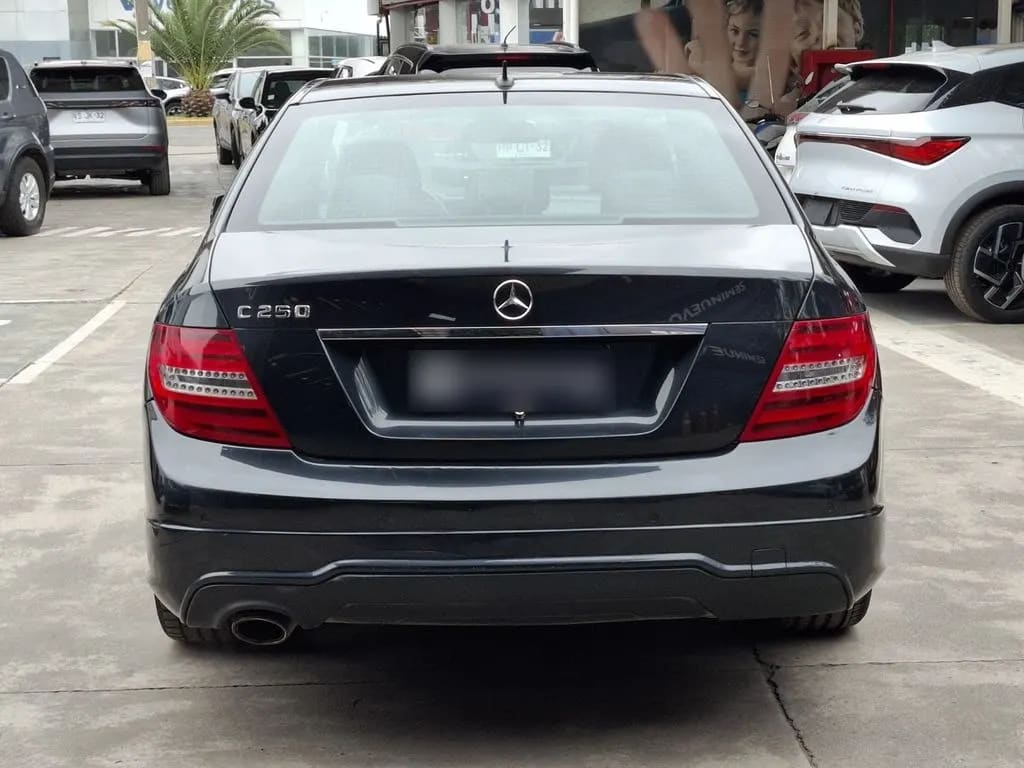 Mercedes-Benz C 250 1.8 4x2 At 4p año 2015