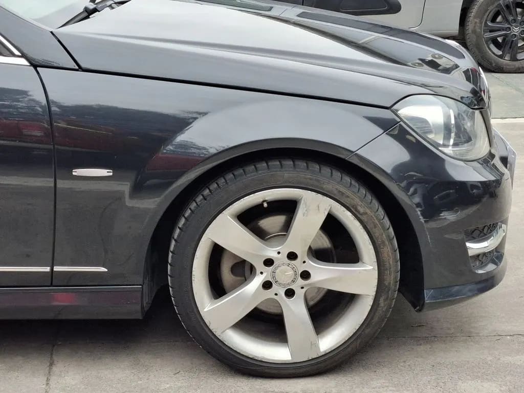 Mercedes-Benz C 250 1.8 4x2 At 4p año 2015
