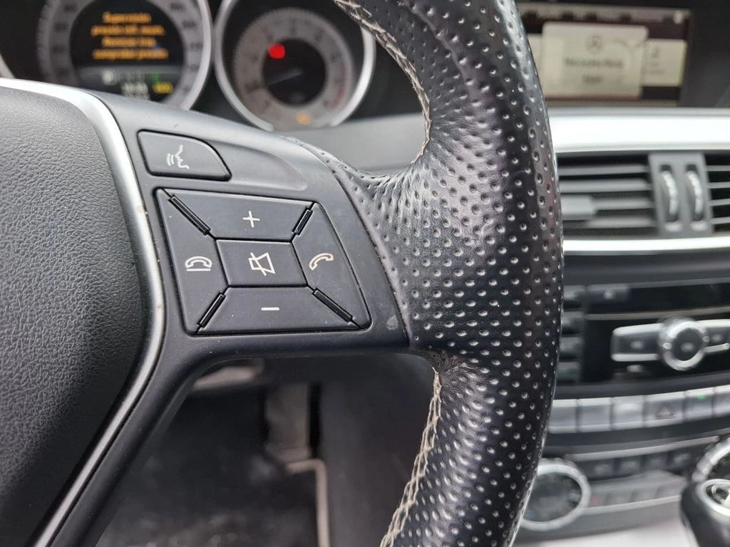 Mercedes-Benz C 250 1.8 4x2 At 4p año 2015