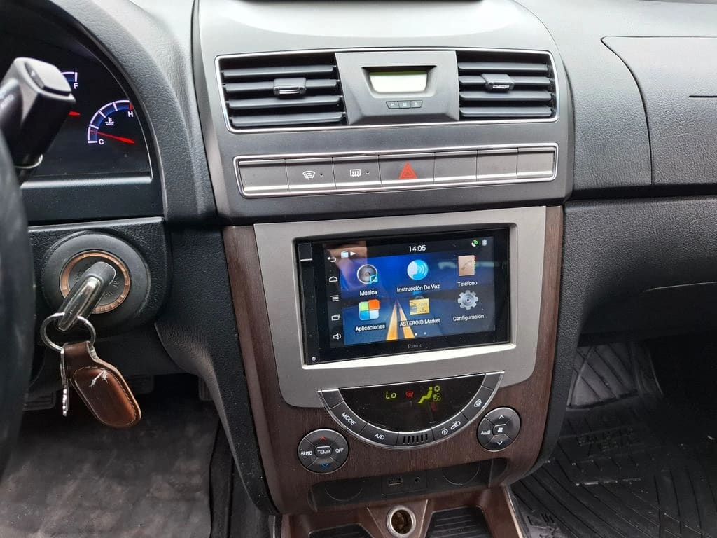 Ssangyong Rexton 2.0 Diesel 2wd Mt 5p año 2016