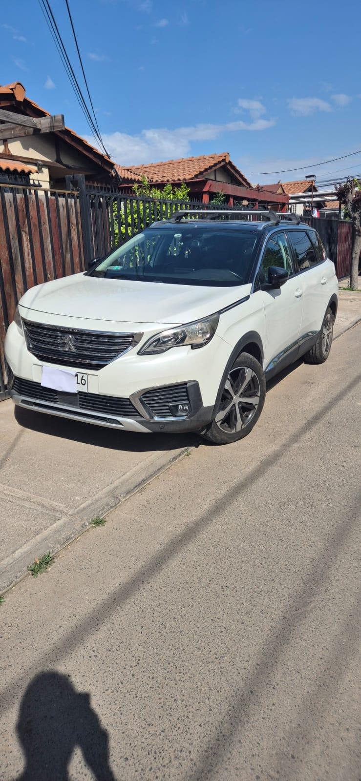 Peugeot 5008 2.0 Gt Bluehdi 180hp E6 At Diesel año 2018
