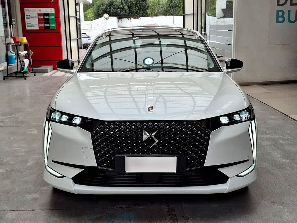 DS Automobiles 4 Aaa año 2026