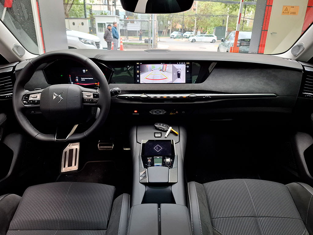 DS Automobiles 4 Aaa año 2026