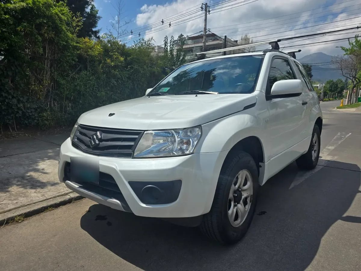 SUZUKI GRAND VITARA  año 2014