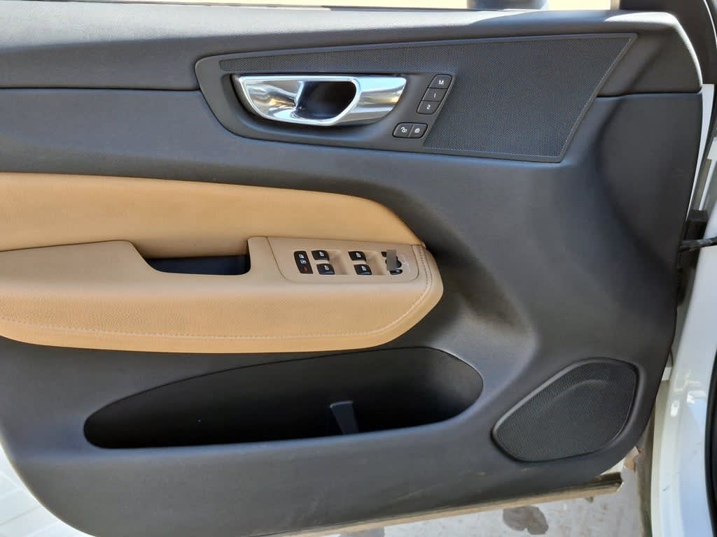 Volvo Xc60 2.0 D4 Diesel Kinetic 4x4 At 5p año 2018
