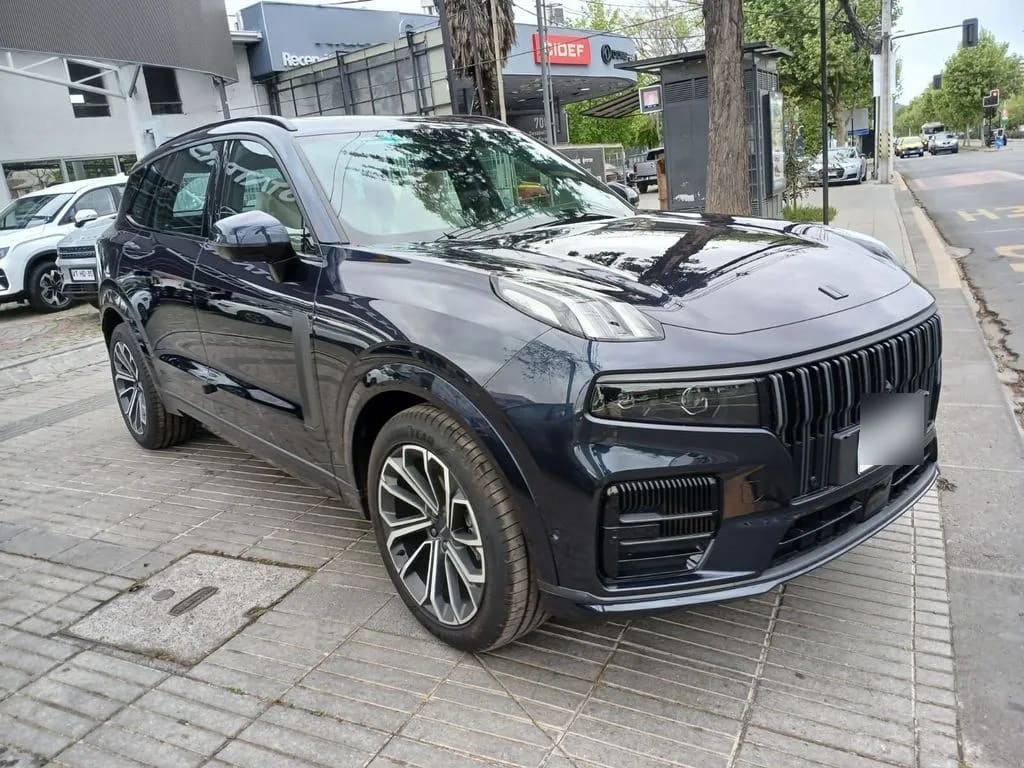 Lynk&Co 09 09 Halo 2.0t Hibrido año 2027