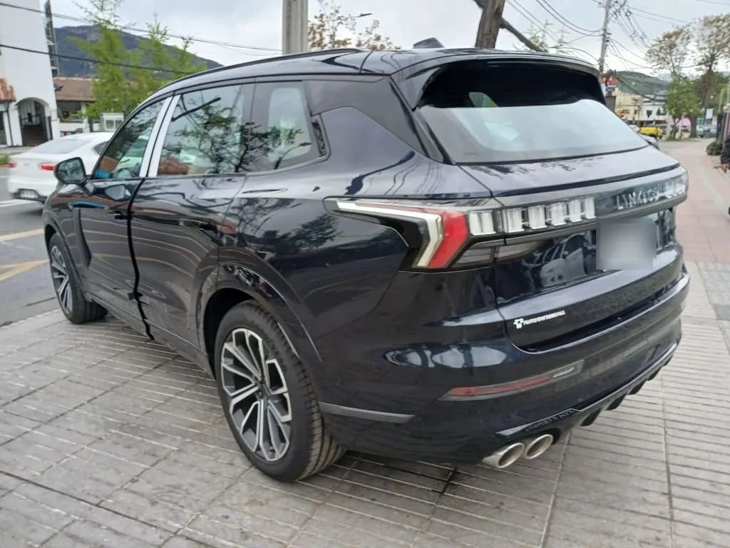 Lynk&Co 09 09 Halo 2.0t Hibrido año 2027