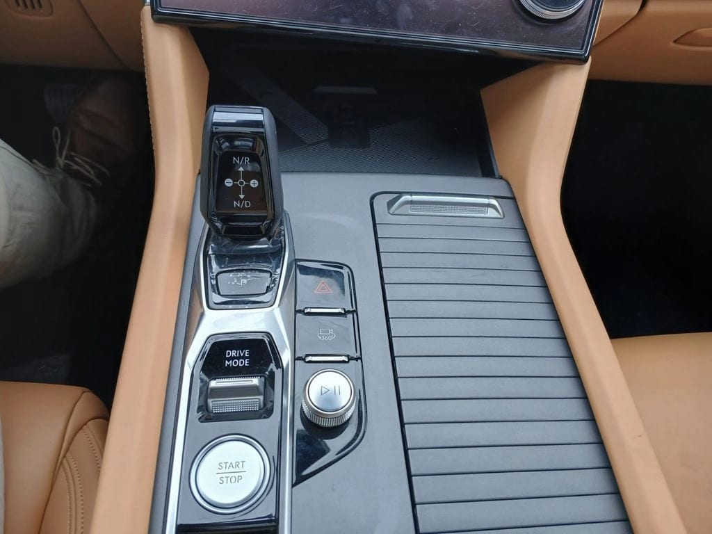 Lynk&Co 09 09 Halo 2.0t Hibrido año 2027