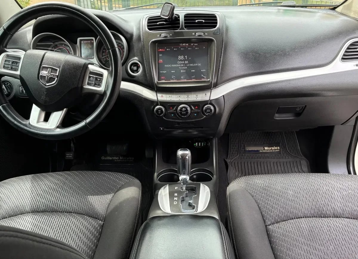 DODGE JOURNEY 2.4 Se At año 2017