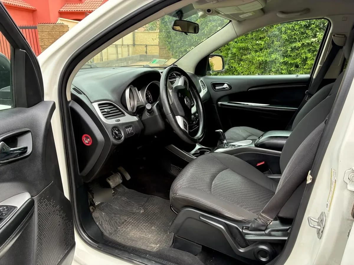 DODGE JOURNEY 2.4 Se At año 2017