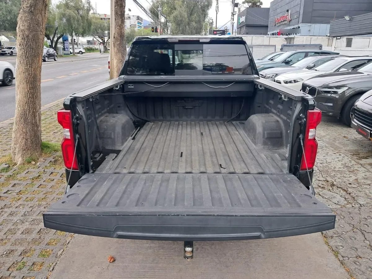 CHEVROLET SILVERADO 5.3 Cc Lt Tb At 4x4 año 2022
