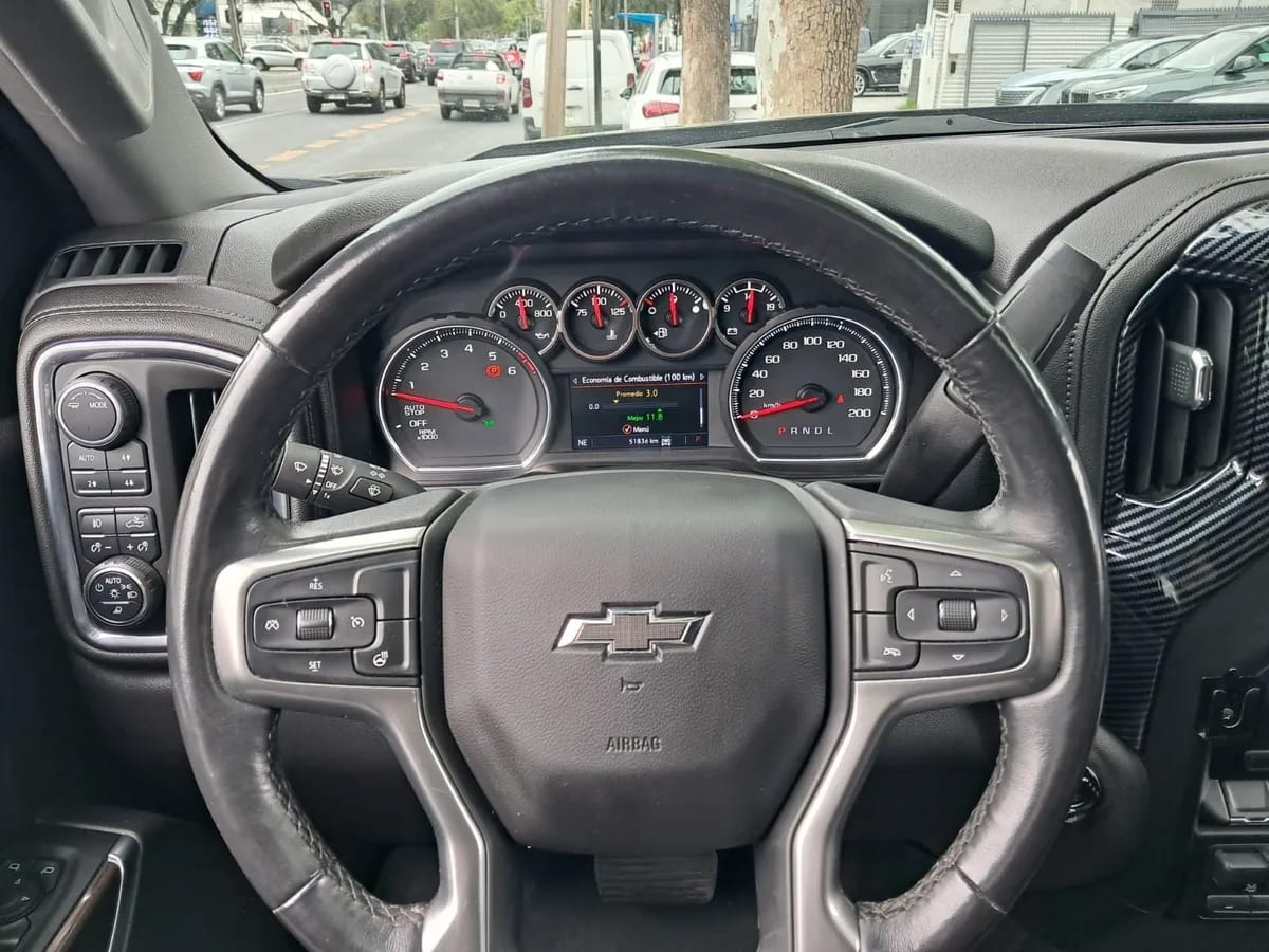CHEVROLET SILVERADO 5.3 Cc Lt Tb At 4x4 año 2022