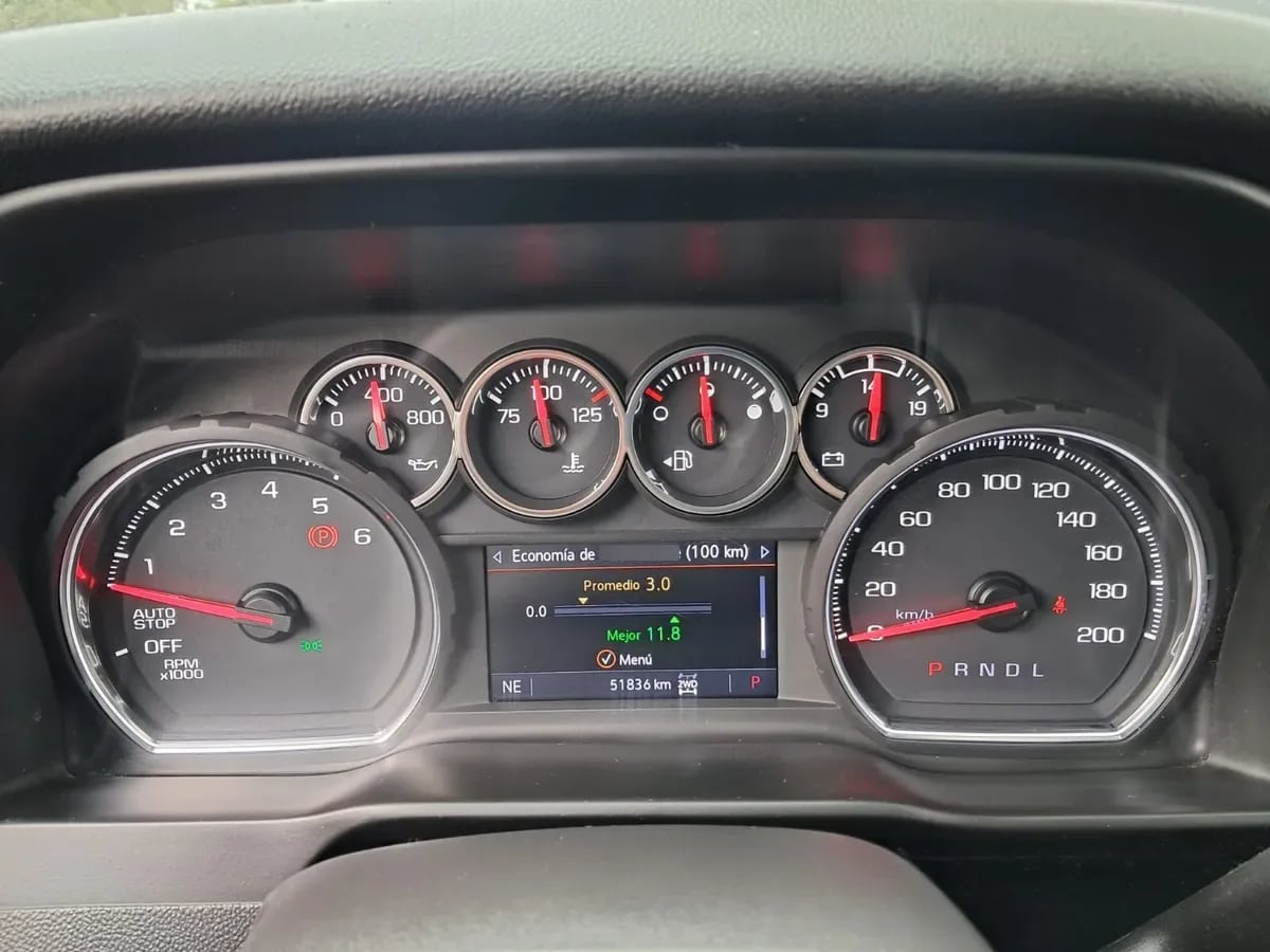 CHEVROLET SILVERADO 5.3 Cc Lt Tb At 4x4 año 2022