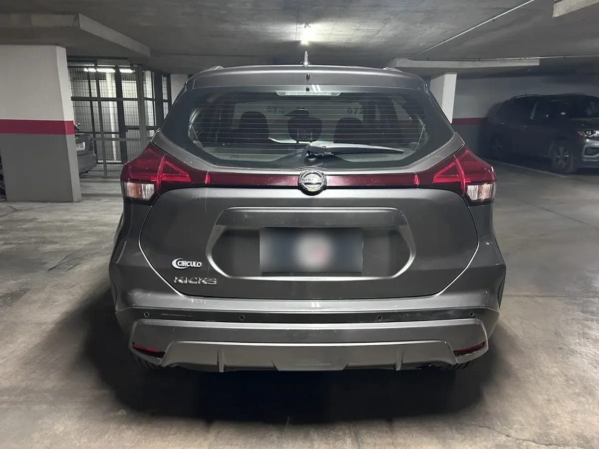 NISSAN KICKS  año 2024