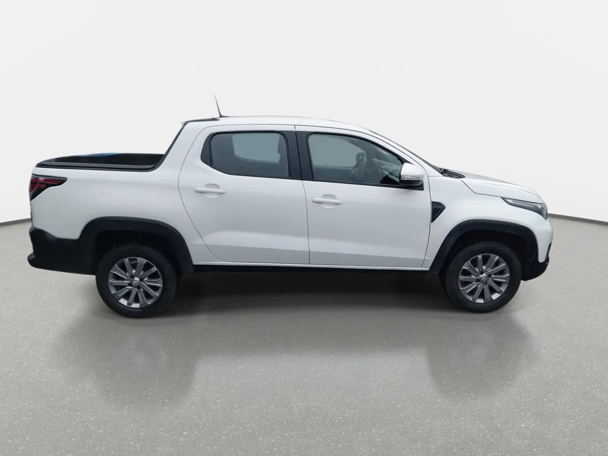 Ram 700 1.4 Bighorn 4x2 Dob. Cab. Mt 4p año 2024