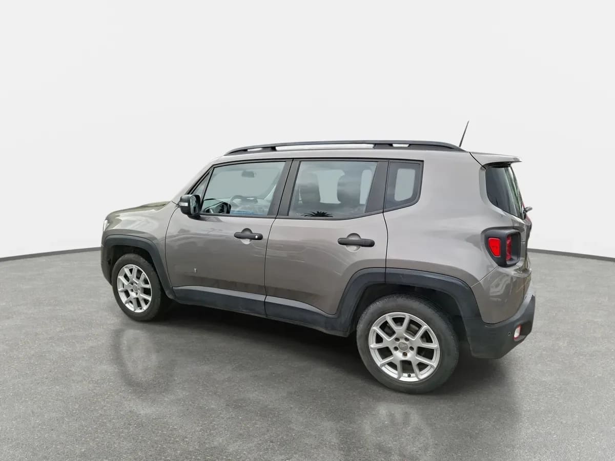 Jeep Renegade 1.8 Sport Lx 4x2 Radio 5 Mt 5p año 2019