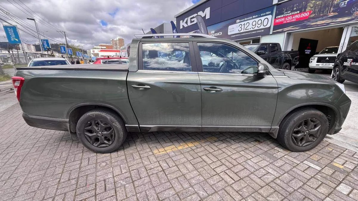 Ssangyong Musso 2.2 Td Grand Limited Diesel 4wd Nueva Radio At6 4p año 2025