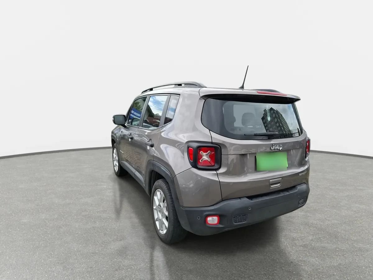 Jeep Renegade 1.8 Sport Lx 4x2 Radio 5 Mt 5p año 2019