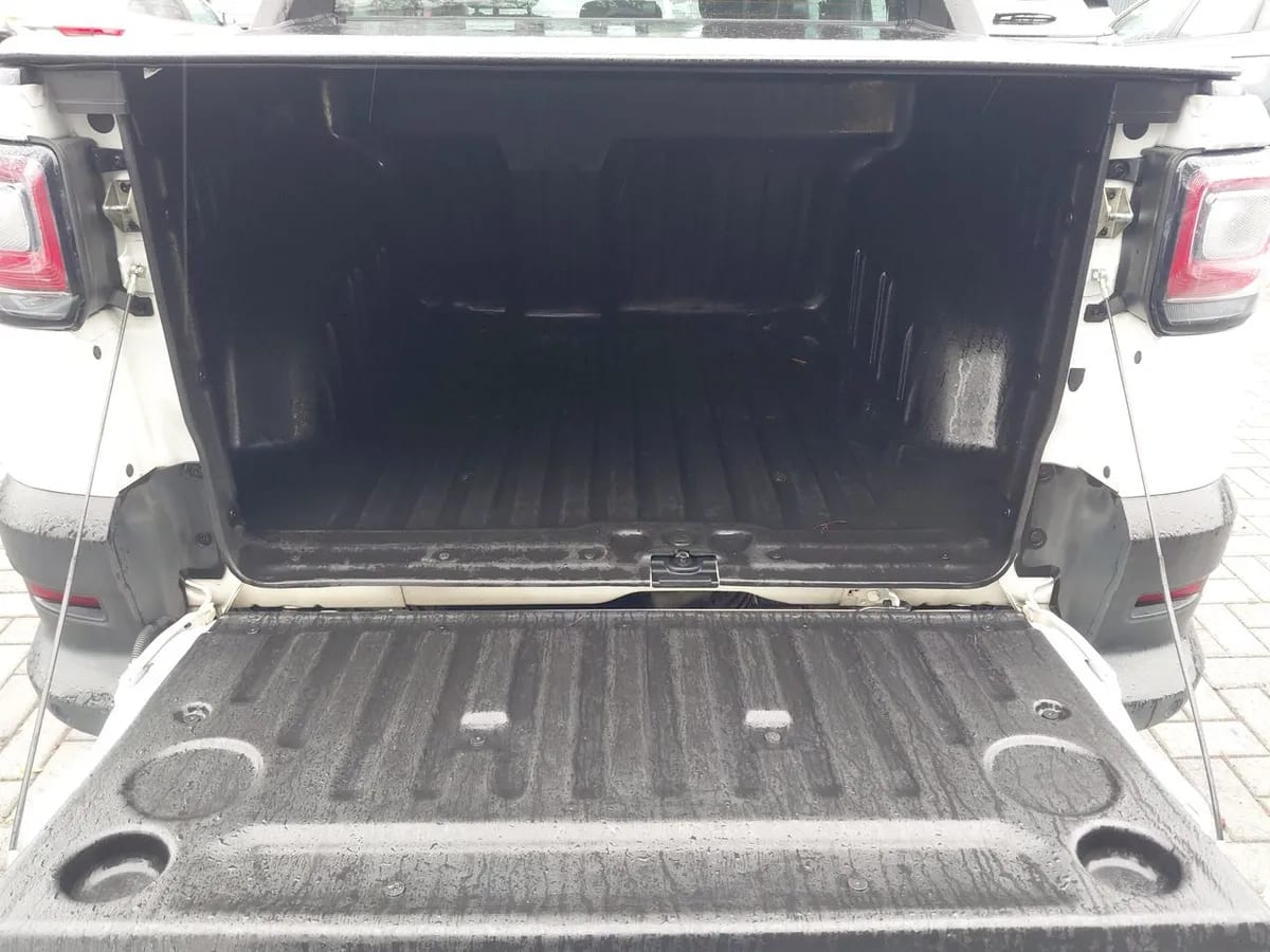 Ram 700 1.4 Bighorn 4x2 Dob. Cab. Mt 4p año 2024